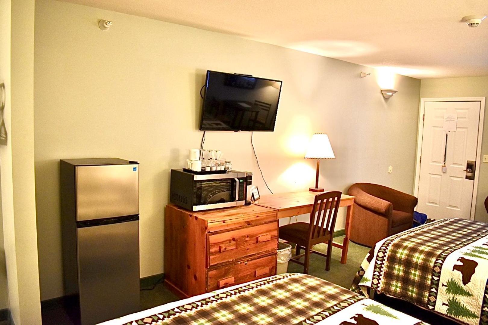 4 Season Fun At Legend Cottage Inn Bellaire 外观 照片